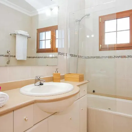 Puerto Del Carmen Sleeps 6 Air Con Wifi Puerto del Carmen (Lanzarote)