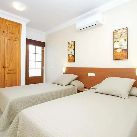 Vila Puerto Del Carmen Sleeps 6 Air Con Wifi Puerto del Carmen (Lanzarote)